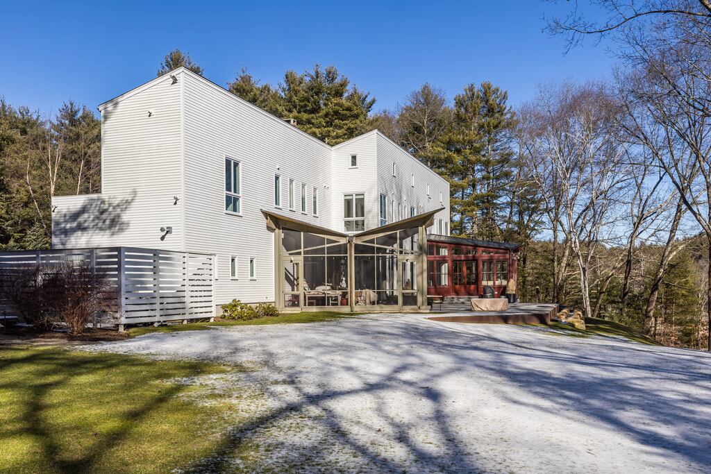 An exterior view of the contemporary home. 
