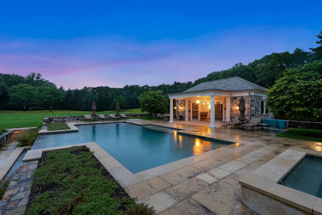 A view of the swimming pool.