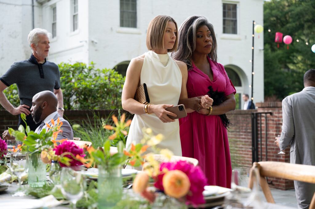 Matthew Modine, Jessica Biel, and Lorraine Toussaint.